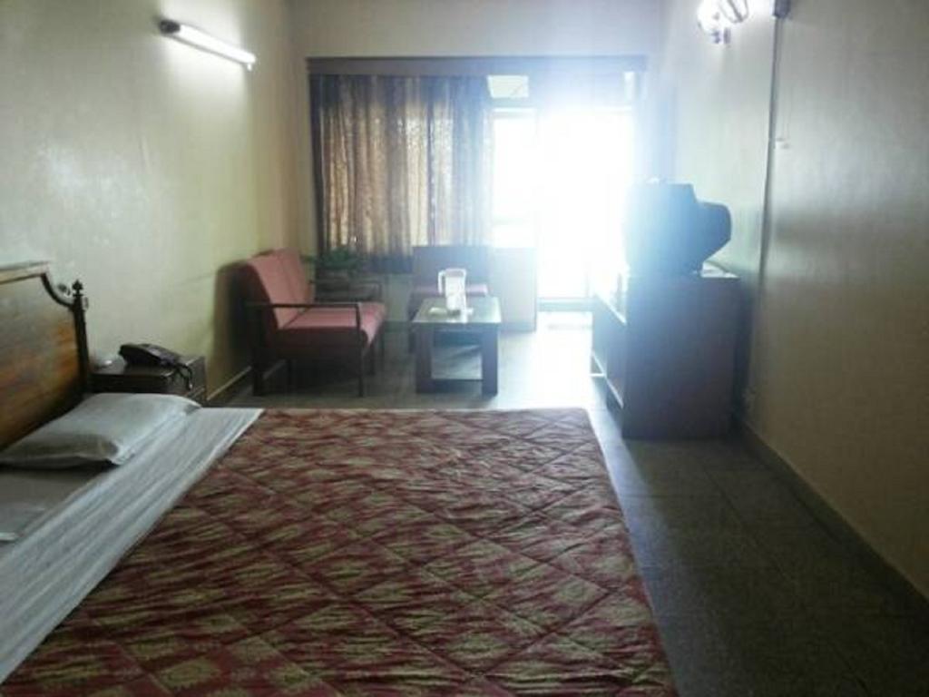 Valley View Hotel Mussoorie Exterior photo