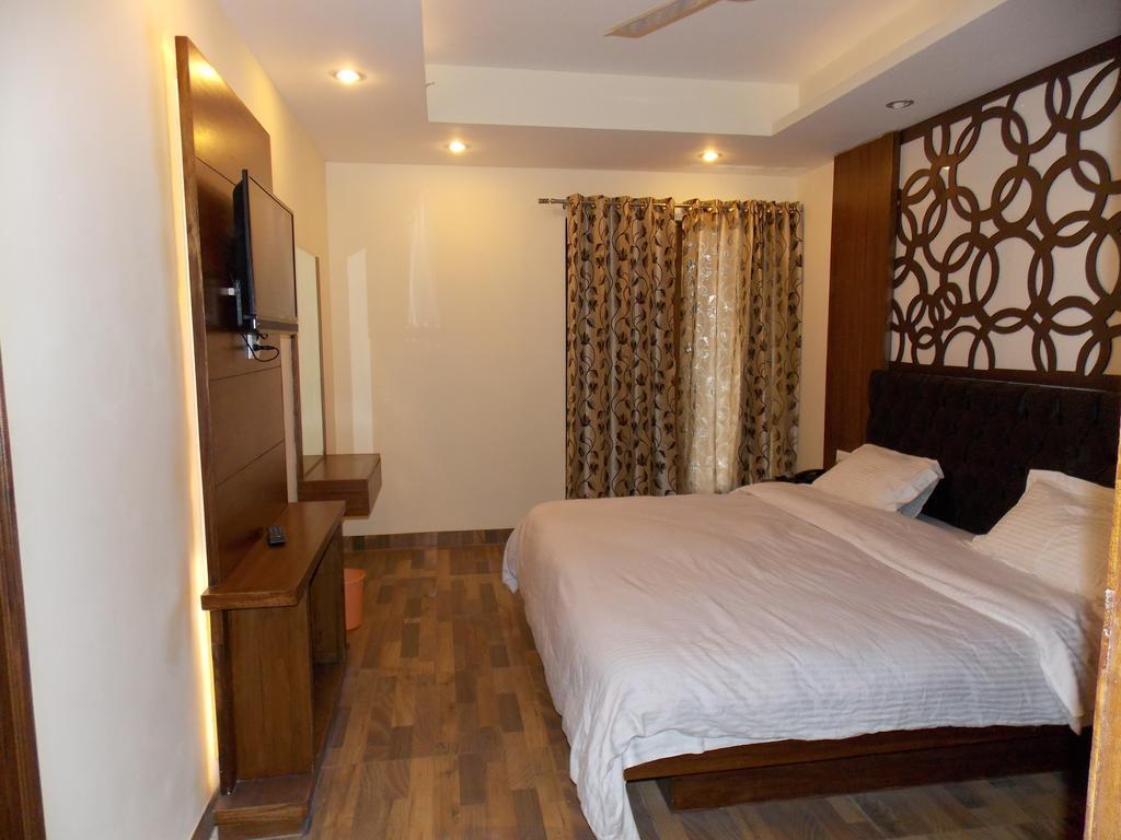 Valley View Hotel Mussoorie Room photo